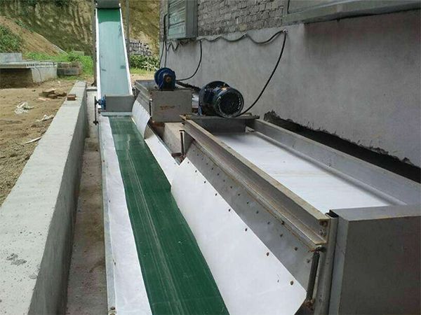 蛋雞清糞機(jī)